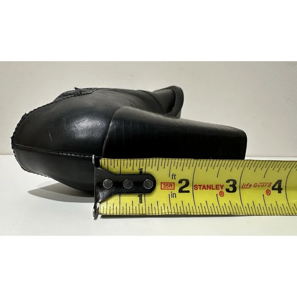 Markon women size 9M black leather slip on heel booties